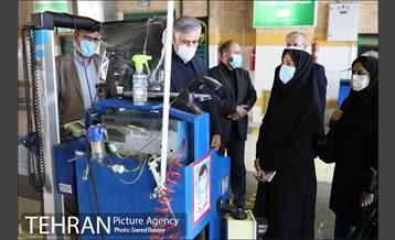 بازدید مدیرکل محیط‌زیست و‌ توسعه پایدار شهرداری تهران از مرکز معاینه فنی نیایش 7