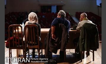 اکران و نقد فیلم سینمایی رگ خواب در دانشگاه امیرکبیر‎ 22