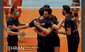 دیدار تیم های والیبال سایپا و خاتم یزد 17