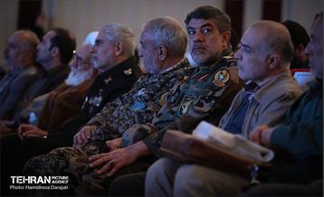 آیین تجلیل از ناشران آثار مادران و همسران شهید 22