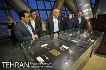 بازدید وزیر فرهنگ و رسانه های جمهوری صربستان از برج میلاد تهران 27