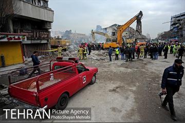 هشتمین روز آواربرداری ساختمان پلاسکو-2 38