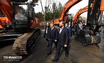 رونمایی از ماشین آلات سازمان مدیریت پسماند 10