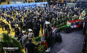 تشییع دو شهید گمنام دفاع مقدس در وزارت ورزش و جوانان 6