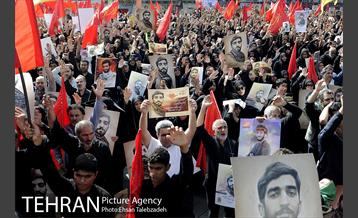 تشییع پیکر مطهر شهید محسن حججی 11