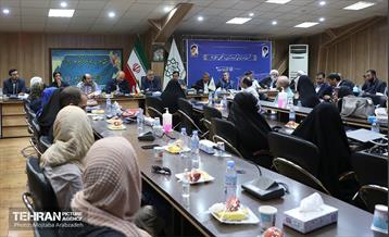 دیدار شهردار تهران با نخبگان منطقه 13