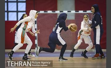 دیدار تیم های بسکتبال مهرام و گاز تهران 24