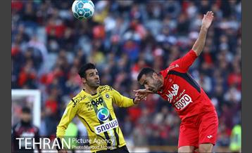 دیدار تیم های فوتبال پرسپولیس و سپاهان