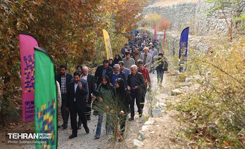 بازدید جمعی از اساتید و دانشجویان از اکوپارک رود دره فرحزاد 51