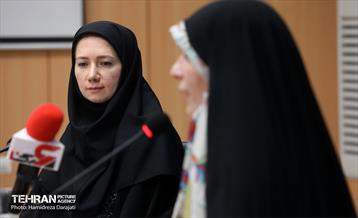 نشست خبری جشنواره‌های فراغتی بوستان‌های بانوان شهر تهران 14