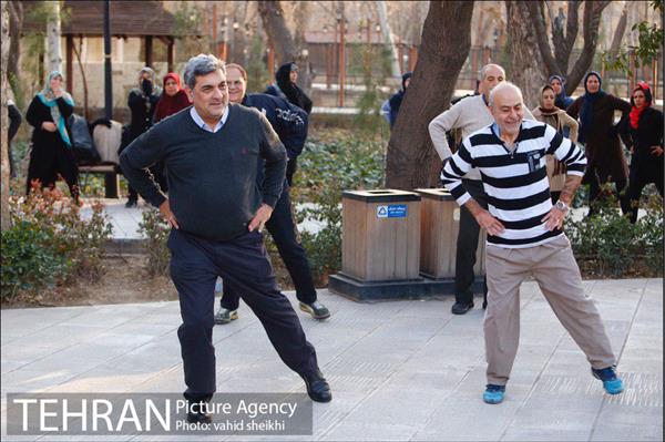 ورزش صبحگاهی شهردار تهران در سیزدهمین سه شنبه بدون خودرو 13