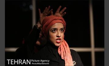 نمایش مرگ زنان زرد‎ 14