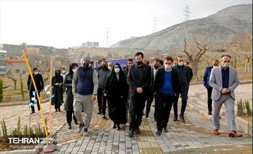 آئین افتتاح و بهره برداری از پروژه‌های شهری در منطقه 5
