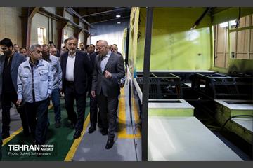 بازدید شهردار تهران از کارخانه خودروسازی «عقاب افشان» 39