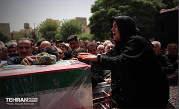 مراسم تشییع پیکر مطهر سرباز شهید ماهان ستاره 32