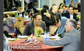 پاس داشت یکسال تلاش خادمان شهردارى تهران 5