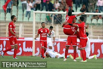 هفته دوم مسابقات لیاگ برتر تراکتور سازی تبریز و پرسپولیس تهران 10