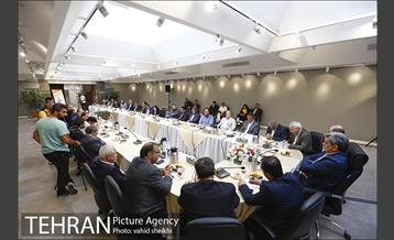 نشست هم اندیشی شهردار تهران با مدیران رسانه 19