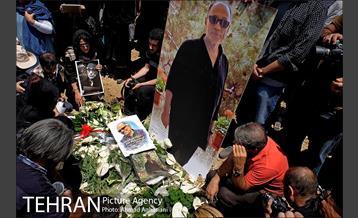 وداع باشکوه مردم با عباس کیارستمی 24