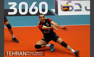 دیدار تیم های والیبال سایپا تهران و خاتم اردکان