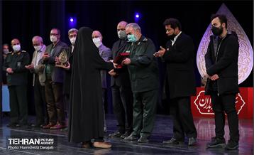 نخستین کنگره ملی شعر شهید حاج قاسم سلیمانی  23