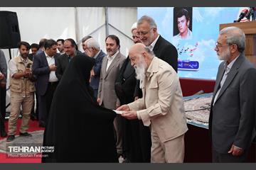 آیین بهره‌برداری از ۲۰۱ دستگاه اتوبوس برقی 10