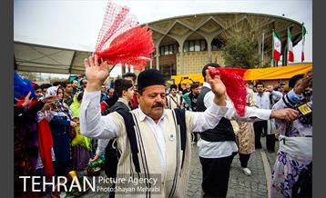 جشنواره نوروزگاه در چهارراه ولیعصر 4
