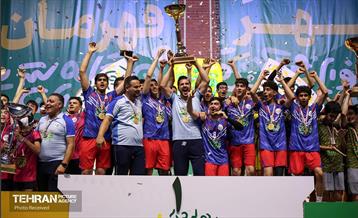 پایان رقابت‌های والیبال قهرمان شهر 4