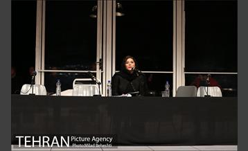 نمایشنامه خوانی مو‎ 22