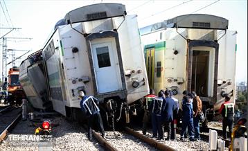 برخورد دو قطار متروی کرج - تهران 27