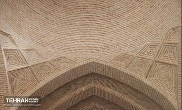 بازدید معماران از مجموعه تاریخی اتحادیه و پروژه بازآفرینی ساختمان بلدیه 34