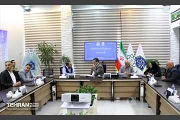 بازدید مدیران اداره کل سرمایه انسانی از شهرداری منطقه ۱۲ 11