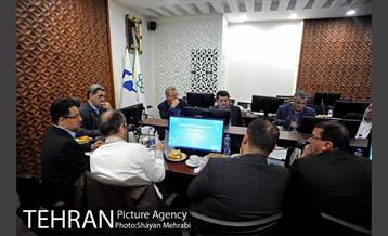 نشست شورای معاونان ومشاوران با حضور شهردار تهران 17