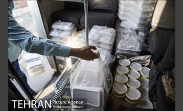 لقمه ی مهربانی در محله خاک سفید‎ 18