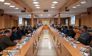 نشست بررسی نحوه توزیع قبوض عوارض نوسازی و پسماند 1