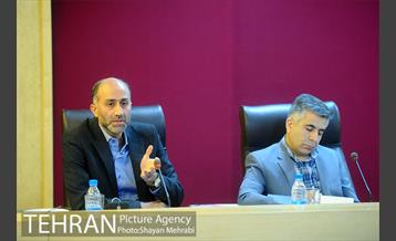 دومین جلسه هم اندیشی نخبگان شهر تهران با شهردار تهران 19