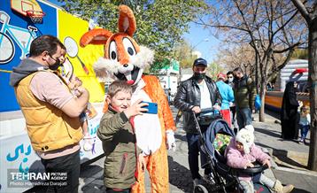 اجرای کارناوال نوروزی لبخند بهار در بازار تهران  19