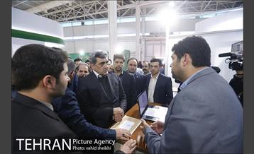 بازدید شهردار از بیستمین نمایشگاه دستاوردهای پژوهش، فناوری و فن بازار 19