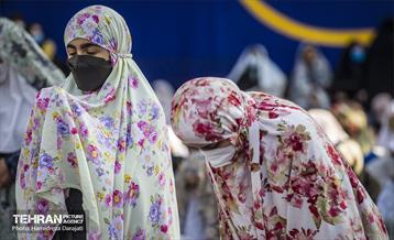 اقامه نماز عید سعید فطر در امامزاده صالح (ع) 5