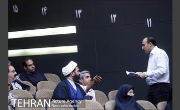 مراسم دیدار مردمی نمایندگان مجلس و اعضای شورای شهر تهران  16