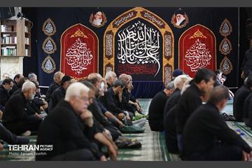 نماز جمعه عاشورایی در منطقه ۵ 26