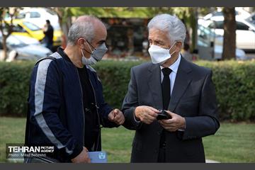 مراسم تشییع پیکر مرحومه ایران درودی هنرمند نقاش 17