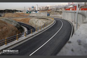 آیین بهره برداری از ۳ پروژه عمرانی و ۴۶ پروژه شهری منطقه یک در قالب دویست و هشتمین پویش امید و افتخار 36