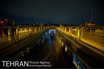 ساعت زمین در تهران 48