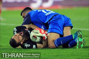 دیدار تیم‌های فوتبال استقلال - پدیده مشهد 2