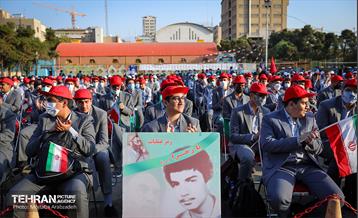 مراسم آغاز سال تحصیلی در دبیرستان ماندگار البرز