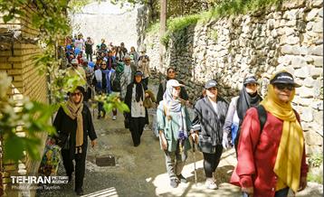 دومین جشنواره شکوفه‌های گیلاس 23