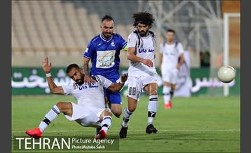 دیدار تیم های فوتبال استقلال تهران و مسجد سلیمان 20
