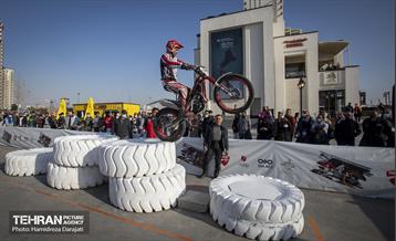 رانـد نهایی مسابقات قهرمانی موتور تریال  29