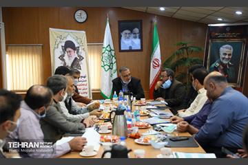 نشست هم اندیشی شهردار تهران با نخبگان منطقه 22